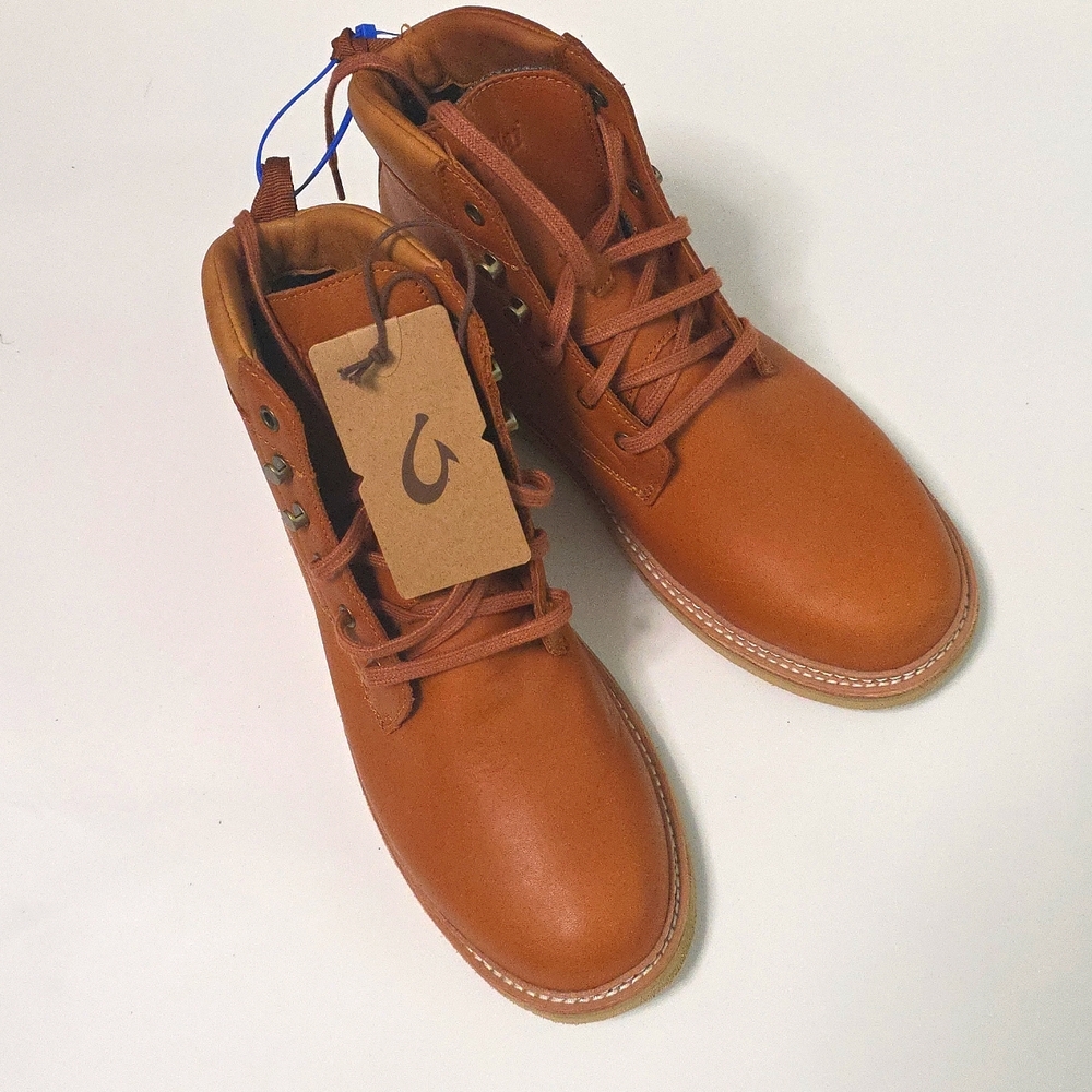 NWT Men’s "OLUKAI KILAKILA" in color "Coconut Husk". Comes in Various Sizes